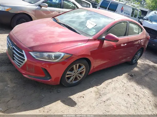 5NPD84LF4JH226581 2018 HYUNDAI ELANTRA - Image 2