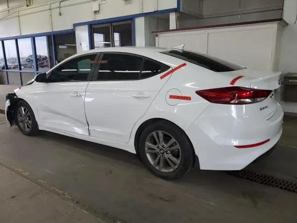 5NPD84LF4JH228251 2018 HYUNDAI ELANTRA - Image 2