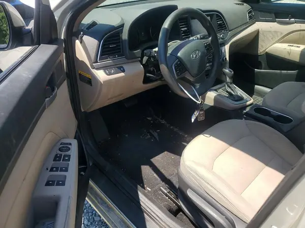 5NPD84LF4JH228623 2018 HYUNDAI ELANTRA - Image 8