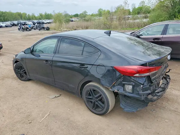 5NPD84LF4JH231005 2018 HYUNDAI ELANTRA - Image 2