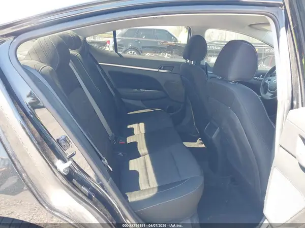5NPD84LF4JH231554 2018 HYUNDAI ELANTRA - Image 8