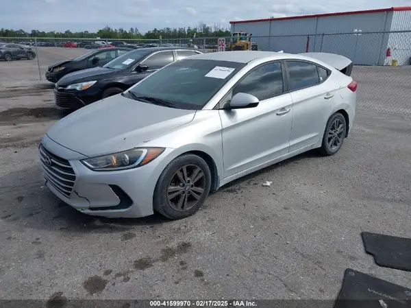 5NPD84LF4JH232218 2018 HYUNDAI ELANTRA - Image 2