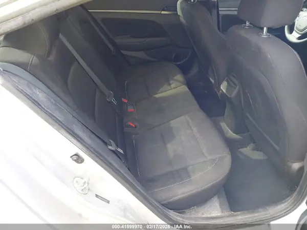 5NPD84LF4JH232218 2018 HYUNDAI ELANTRA - Image 8