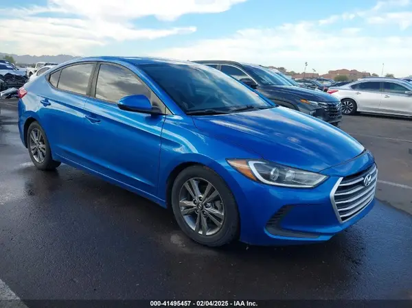 5NPD84LF4JH233546 2018 HYUNDAI ELANTRA - Image 1