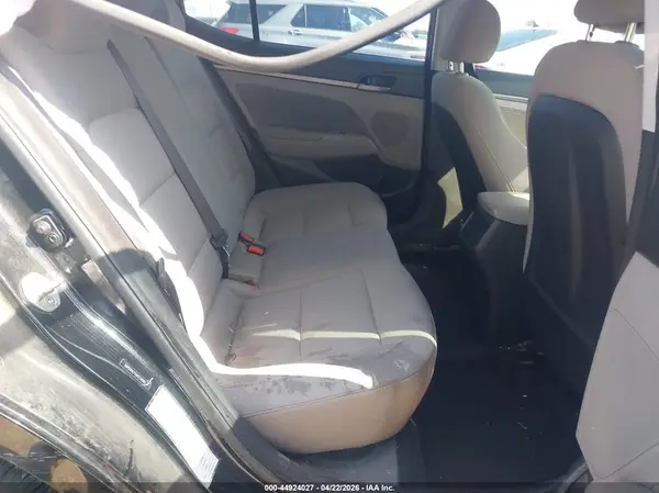 5NPD84LF4JH234891 2018 HYUNDAI ELANTRA - Image 8