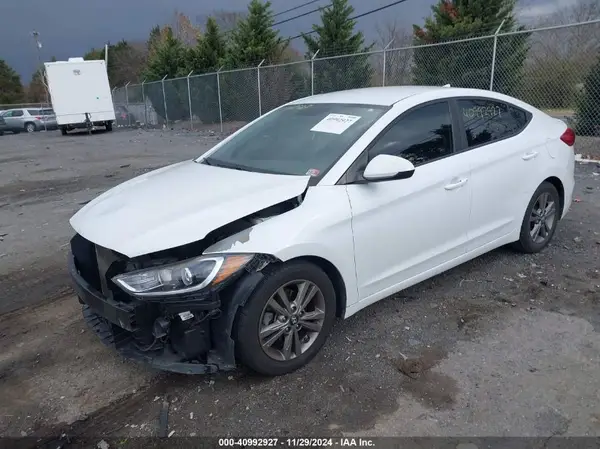 5NPD84LF4JH236849 2018 HYUNDAI ELANTRA - Image 2