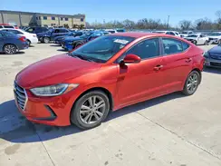 5NPD84LF4JH237581 2018 HYUNDAI ELANTRA