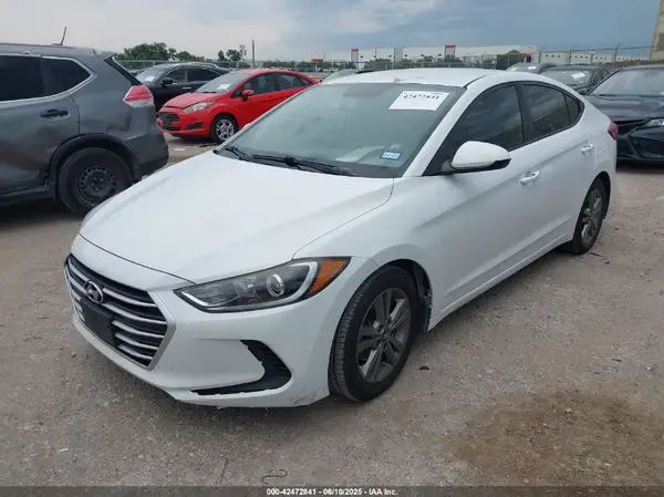 5NPD84LF4JH238312 2018 HYUNDAI ELANTRA - Image 2