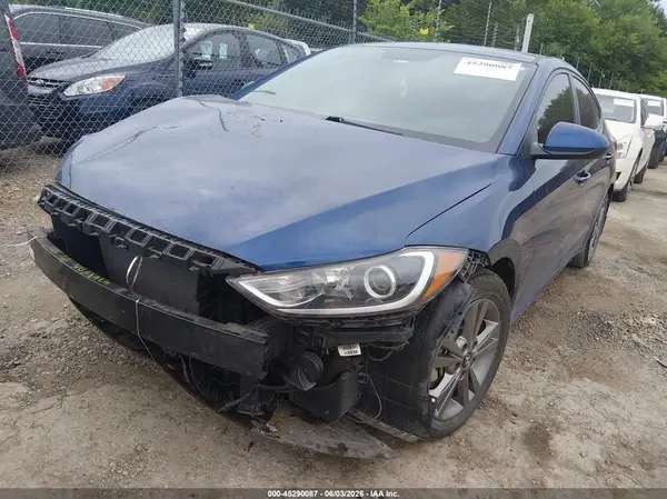 5NPD84LF4JH238570 2018 HYUNDAI ELANTRA - Image 2