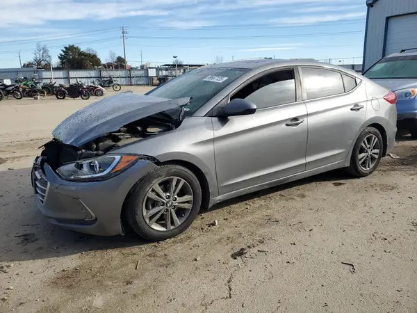 5NPD84LF4JH240643 2018 HYUNDAI ELANTRA - Image 1