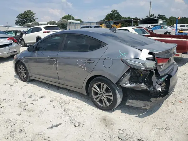 5NPD84LF4JH241257 2018 HYUNDAI ELANTRA - Image 2