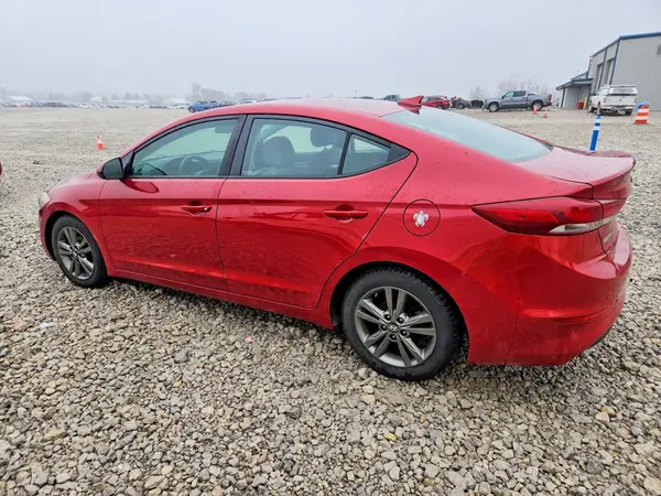 5NPD84LF4JH241601 2018 HYUNDAI ELANTRA - Image 2