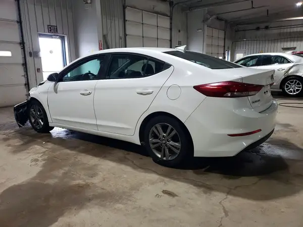 5NPD84LF4JH241923 2018 HYUNDAI ELANTRA - Image 2