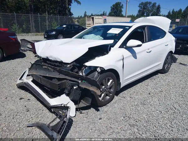 5NPD84LF4JH242358 2018 HYUNDAI ELANTRA - Image 2