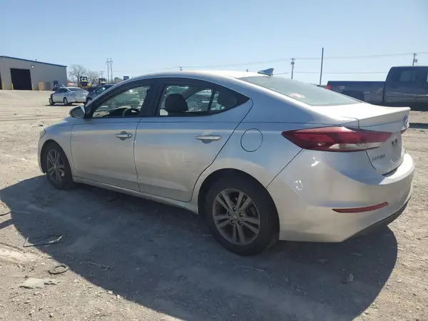5NPD84LF4JH242571 2018 HYUNDAI ELANTRA - Image 2