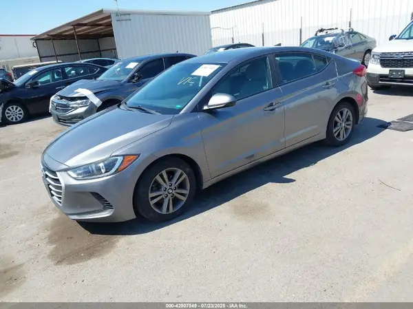 5NPD84LF4JH243462 2018 HYUNDAI ELANTRA - Image 2
