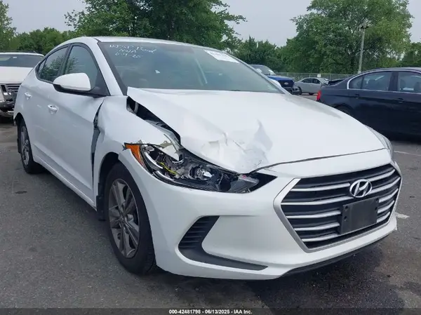 5NPD84LF4JH245440 2018 HYUNDAI ELANTRA - Image 1