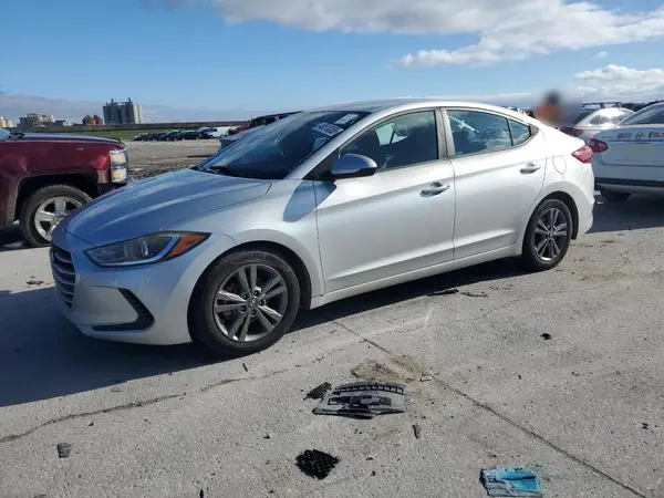 5NPD84LF4JH245504 2018 HYUNDAI ELANTRA - Image 1