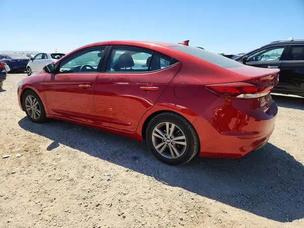 5NPD84LF4JH245826 2018 HYUNDAI ELANTRA - Image 2