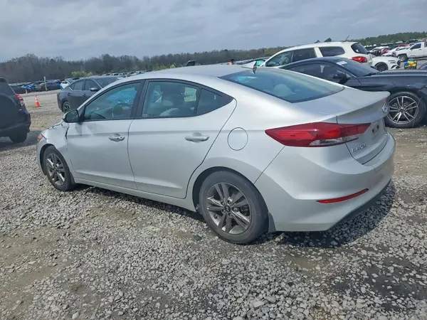 5NPD84LF4JH246054 2018 HYUNDAI ELANTRA - Image 2