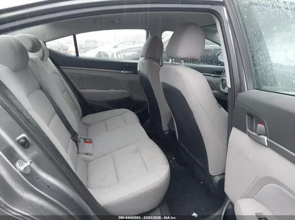 5NPD84LF4JH247012 2018 HYUNDAI ELANTRA - Image 8