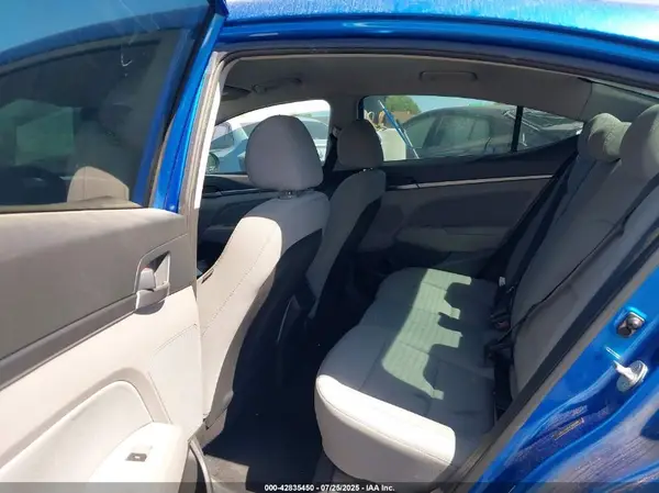 5NPD84LF4JH247821 2018 HYUNDAI ELANTRA - Image 8