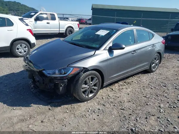 5NPD84LF4JH248063 2018 HYUNDAI ELANTRA - Image 2