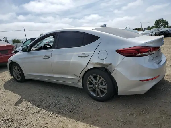 5NPD84LF4JH248189 2018 HYUNDAI ELANTRA - Image 2