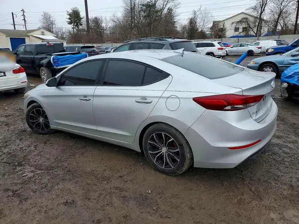 5NPD84LF4JH249682 2018 HYUNDAI ELANTRA - Image 2