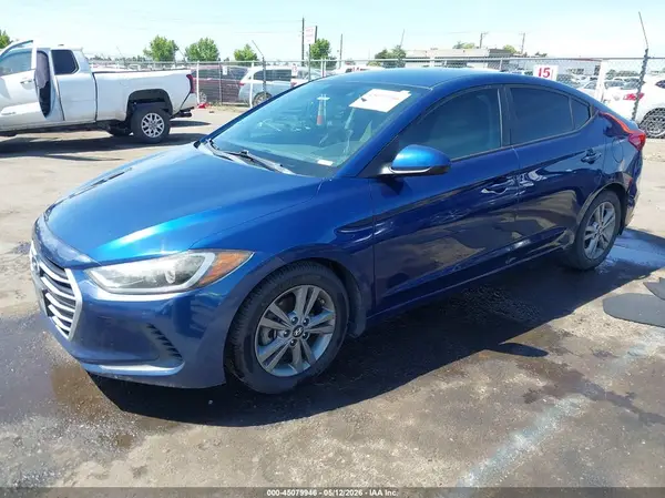 5NPD84LF4JH251979 2018 HYUNDAI ELANTRA - Image 2