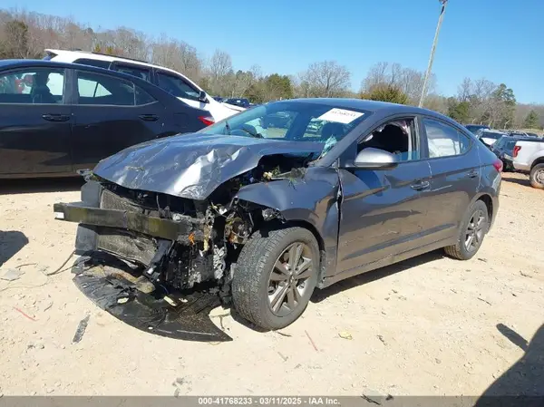 5NPD84LF4JH252520 2018 HYUNDAI ELANTRA - Image 2