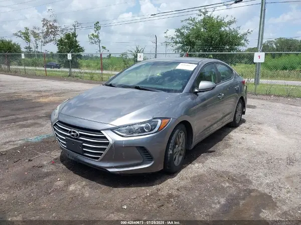 5NPD84LF4JH252873 2018 HYUNDAI ELANTRA - Image 2