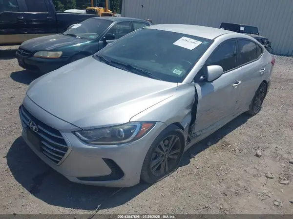 5NPD84LF4JH254672 2018 HYUNDAI ELANTRA - Image 2