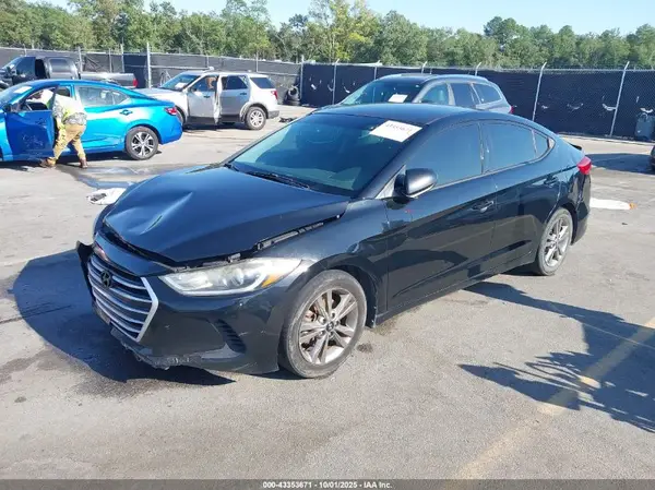 5NPD84LF4JH254686 2018 HYUNDAI ELANTRA - Image 2