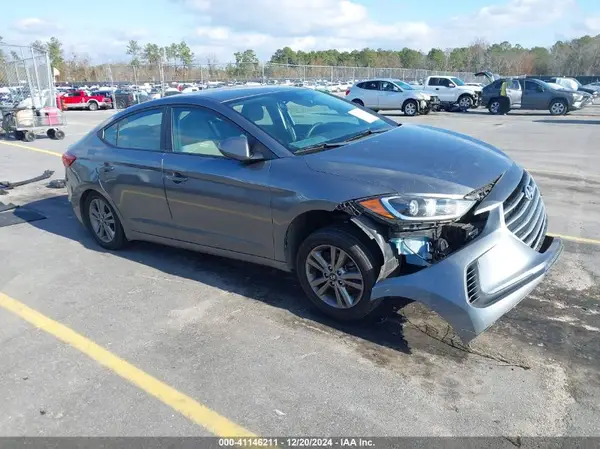5NPD84LF4JH256518 2018 HYUNDAI ELANTRA - Image 1