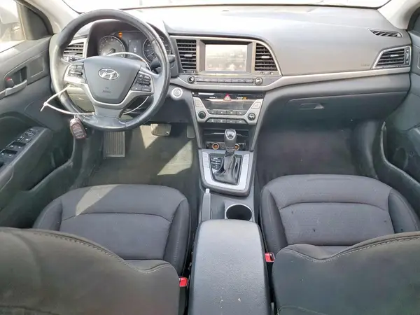 5NPD84LF4JH257488 2018 HYUNDAI ELANTRA - Image 8