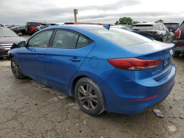 5NPD84LF4JH257717 2018 HYUNDAI ELANTRA - Image 2