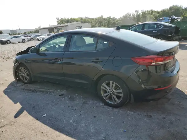 5NPD84LF4JH263114 2018 HYUNDAI ELANTRA - Image 2