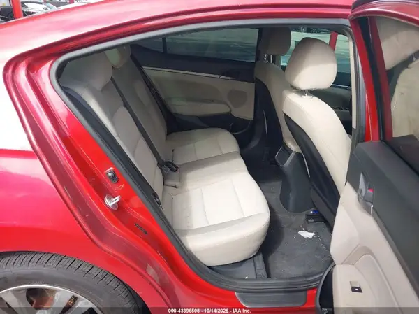 5NPD84LF4JH263825 2018 HYUNDAI ELANTRA - Image 8