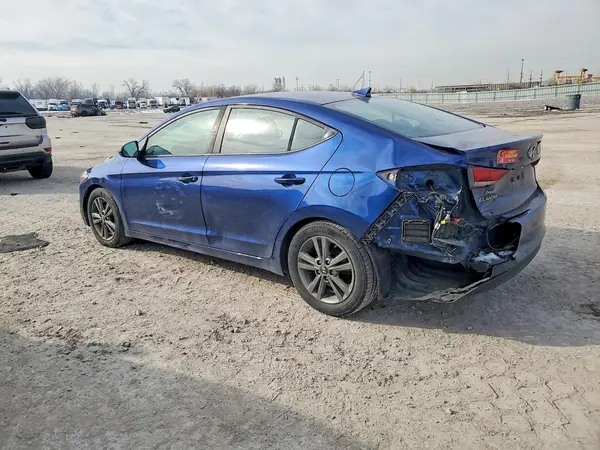 5NPD84LF4JH264506 2018 HYUNDAI ELANTRA - Image 2