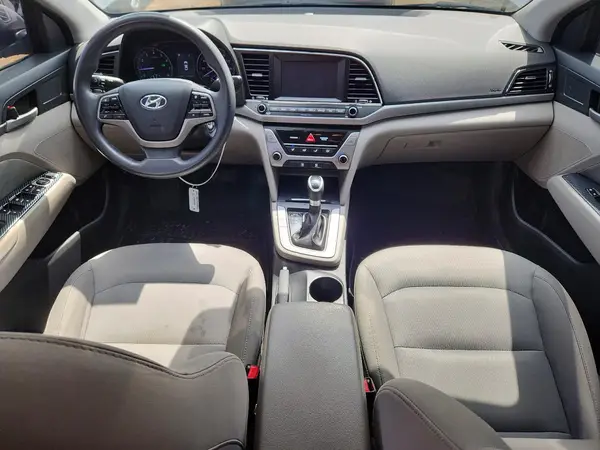 5NPD84LF4JH264697 2018 HYUNDAI ELANTRA - Image 8