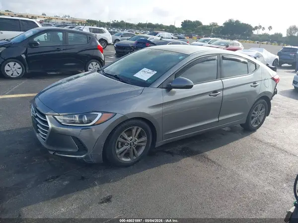 5NPD84LF4JH267907 2018 HYUNDAI ELANTRA - Image 2