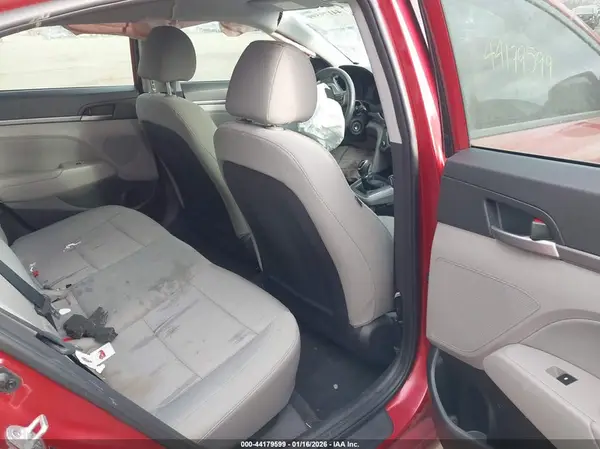 5NPD84LF4JH268670 2018 HYUNDAI ELANTRA - Image 8