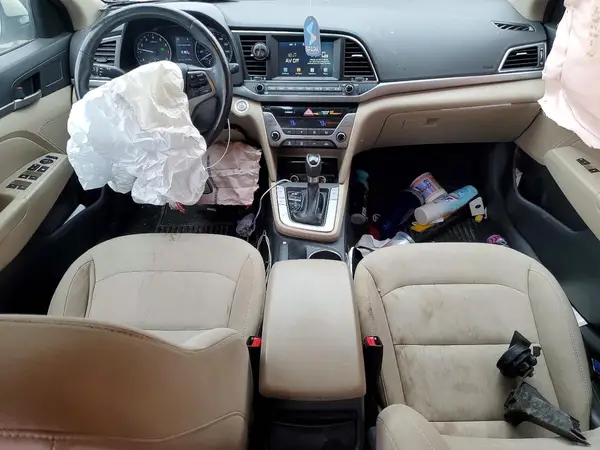 5NPD84LF4JH268765 2018 HYUNDAI ELANTRA - Image 8