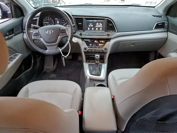 5NPD84LF4JH269687 2018 HYUNDAI ELANTRA - Image 8