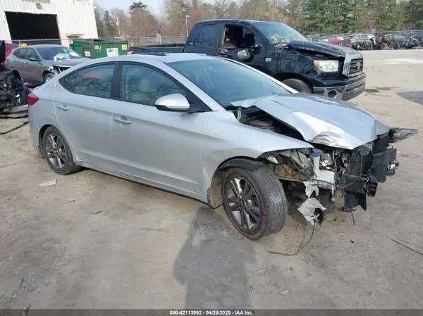 5NPD84LF4JH269723 2018 HYUNDAI ELANTRA - Image 1