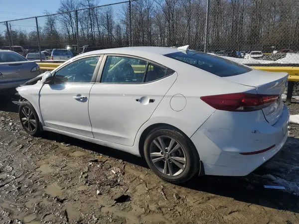 5NPD84LF4JH270239 2018 HYUNDAI ELANTRA - Image 2