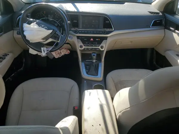 5NPD84LF4JH270239 2018 HYUNDAI ELANTRA - Image 8