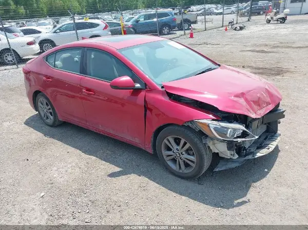 5NPD84LF4JH270693 2018 HYUNDAI ELANTRA - Image 1