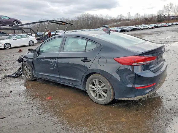 5NPD84LF4JH271990 2018 HYUNDAI ELANTRA - Image 2